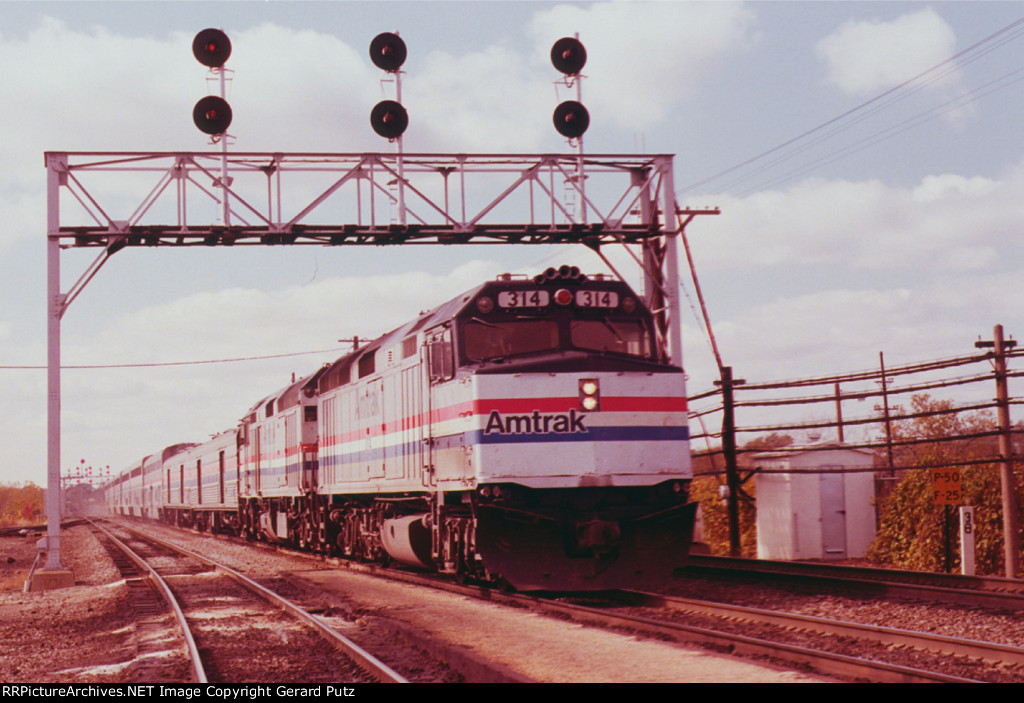 e/b Amtrak SFZ